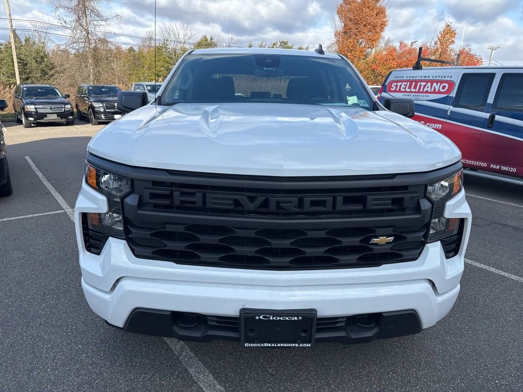 2023 Chevrolet Silverado 1500 Custom photo 4