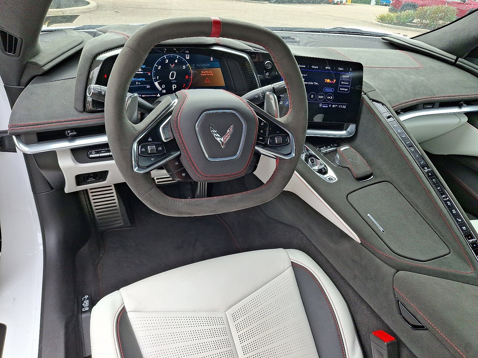 2023 Chevrolet Corvette Stingray 3LT photo 2