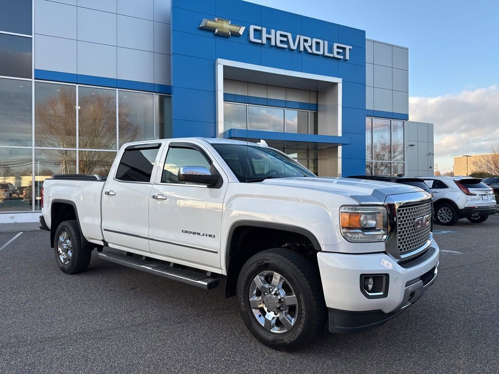 2016 Gmc Sierra 2500 HD Denali photo 3