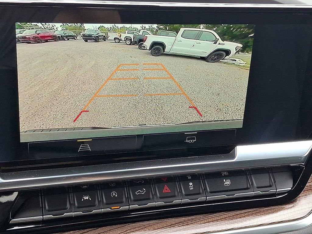 2025 Chevrolet Silverado 1500 LT photo 4