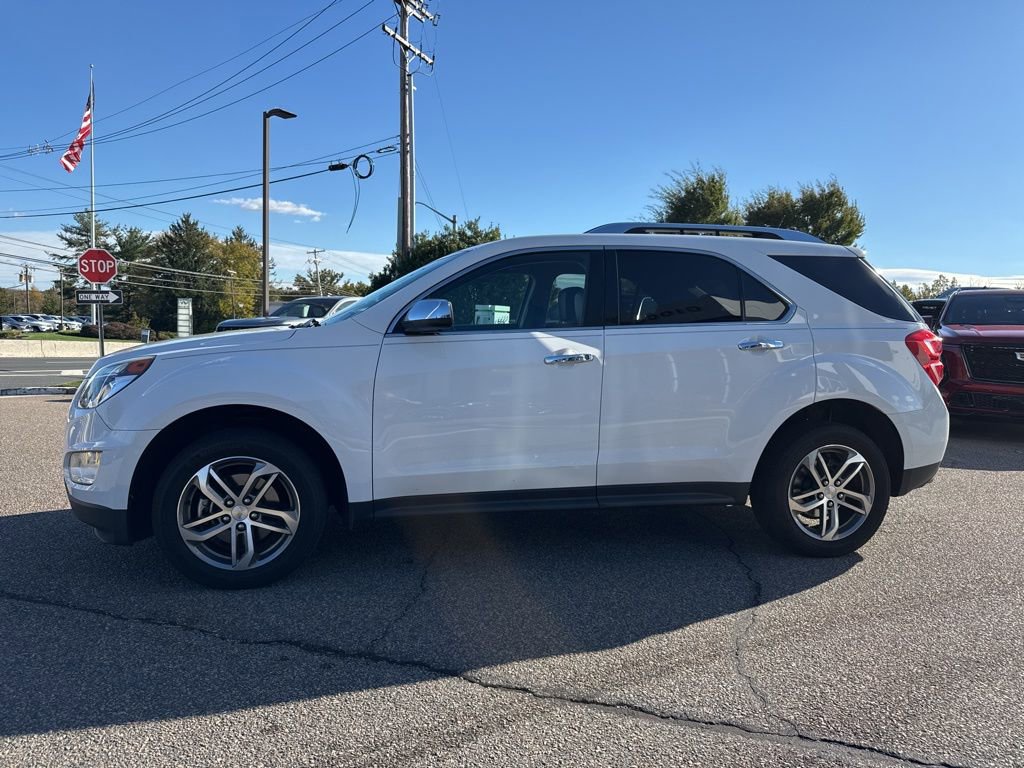 2016 Chevrolet Equinox LTZ photo 2