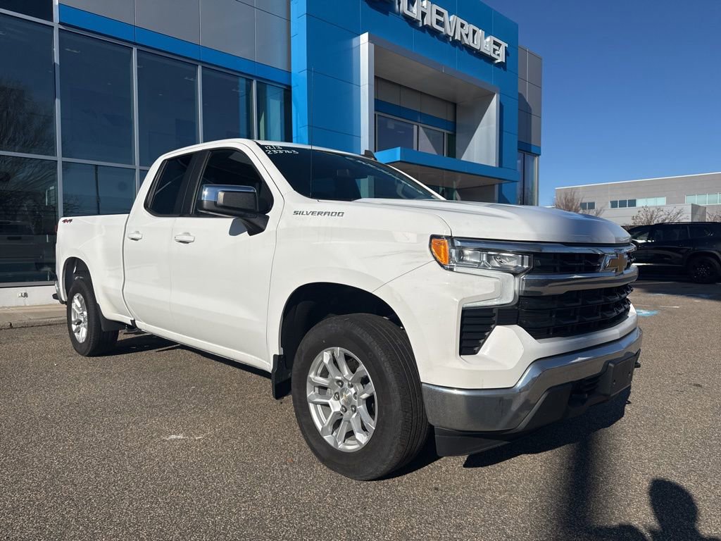 2023 Chevrolet Silverado 1500 LT's photo