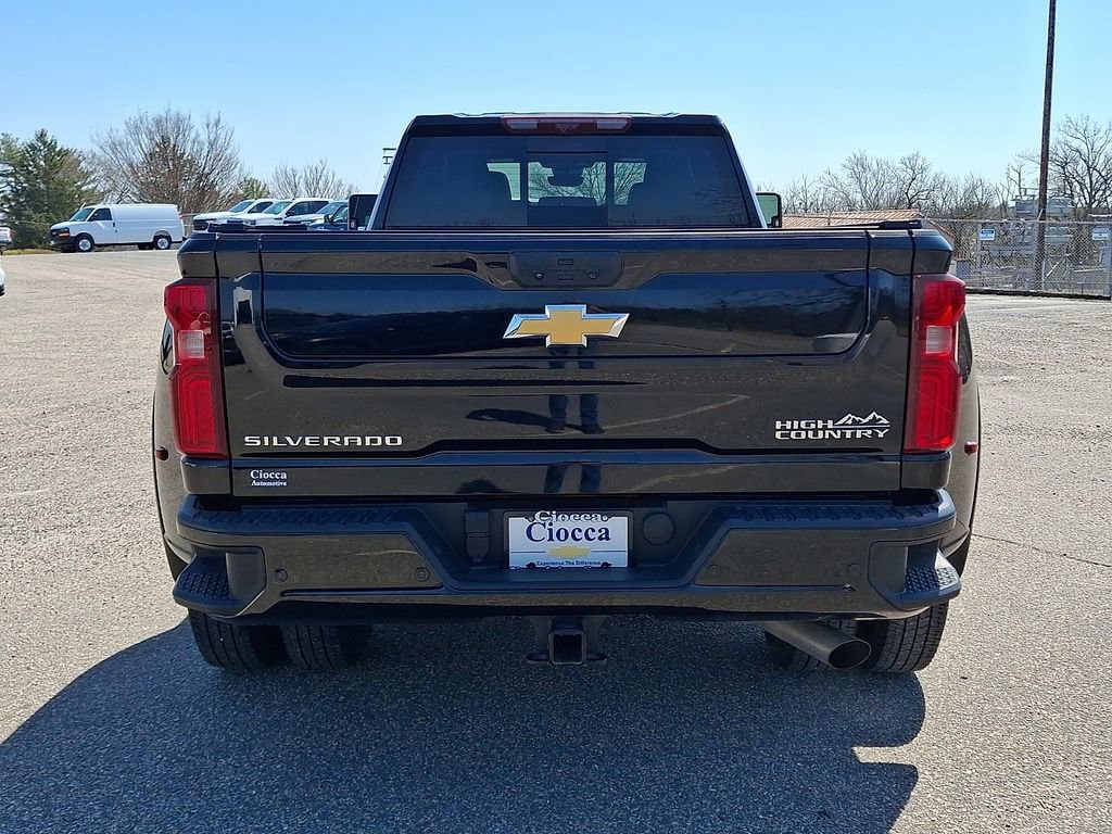 2024 Chevrolet Silverado 3500HD High Country - Photo 8