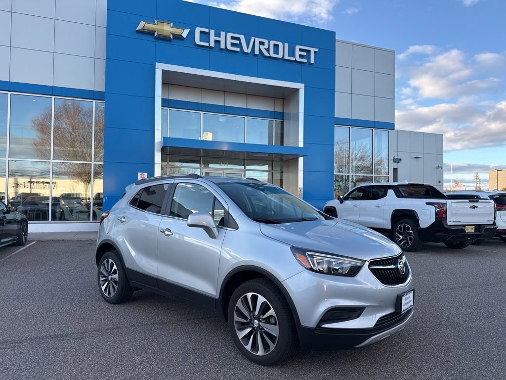 2022 Buick Encore Preferred photo 2