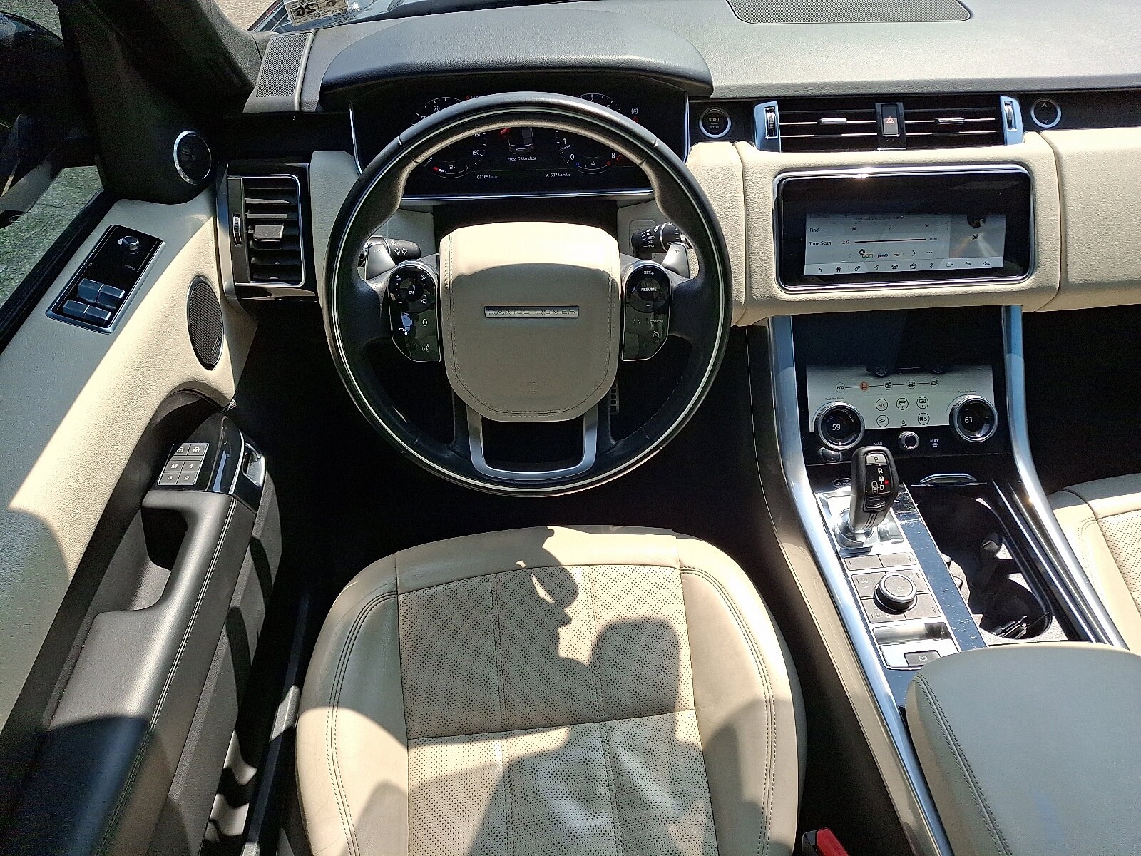 2021 Land Rover Range Rover Sport HSE Silver Edition photo 2
