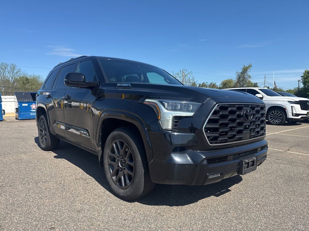 2024 Toyota Sequoia Platinum 4WD i-FORCE MAX Hybrid's photo