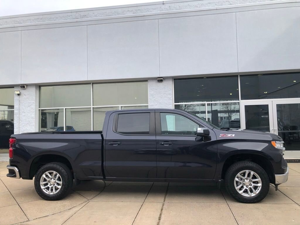 Used 2022 Chevrolet Silverado 1500 LT Truck