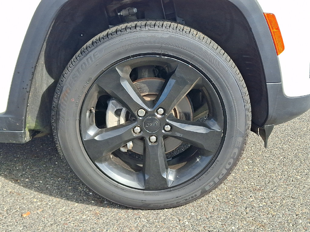 2023 Jeep Grand Cherokee Altitude - Photo 11