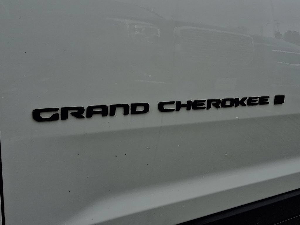 2023 Jeep Grand Cherokee Altitude - Photo 30