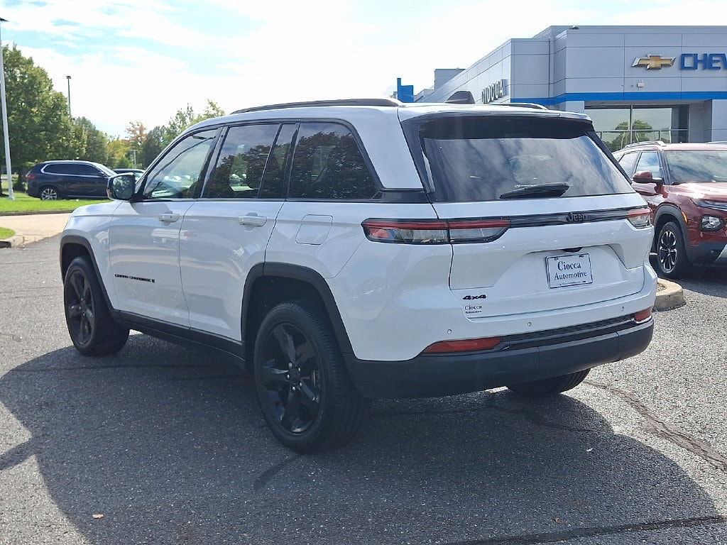 2023 Jeep Grand Cherokee Altitude - Photo 7