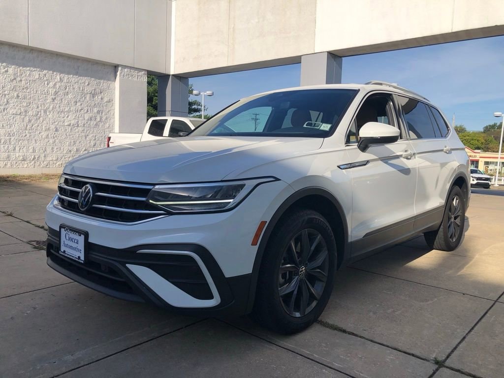 Used 2022 Volkswagen Tiguan SE