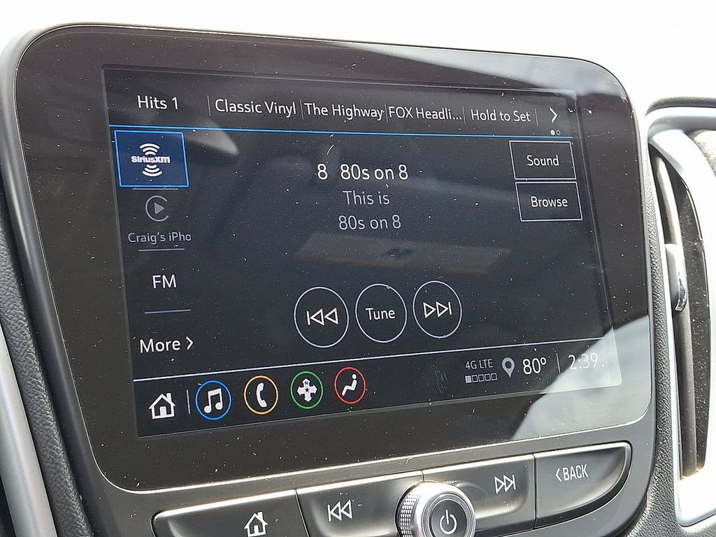 2024 Chevrolet Malibu 1LT photo 3