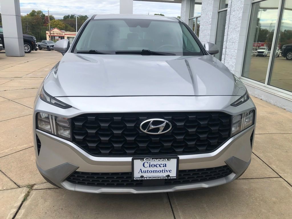 2023 Hyundai Santa Fe SE photo 2