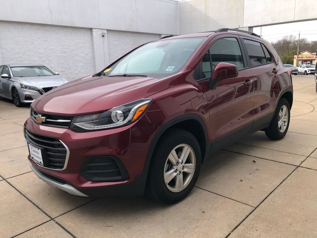 2022 Chevrolet Trax LT's photo