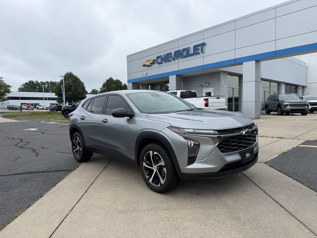 Used 2024 Chevrolet Trax 1RS SUV