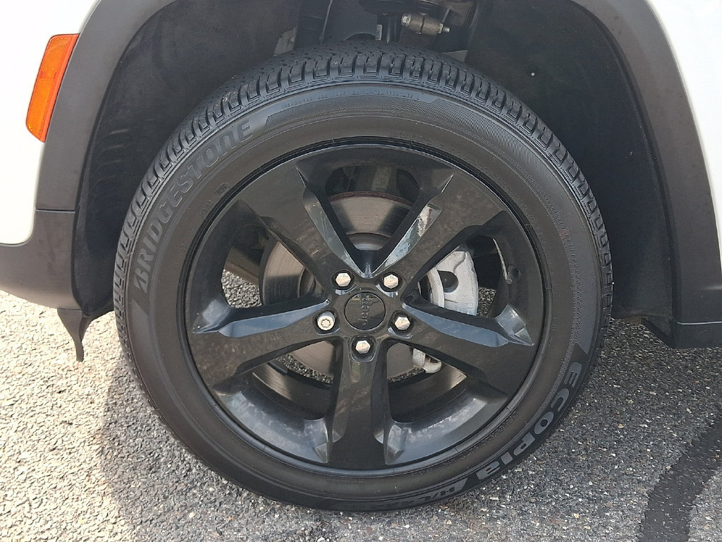2023 Jeep Grand Cherokee Altitude - Photo 12