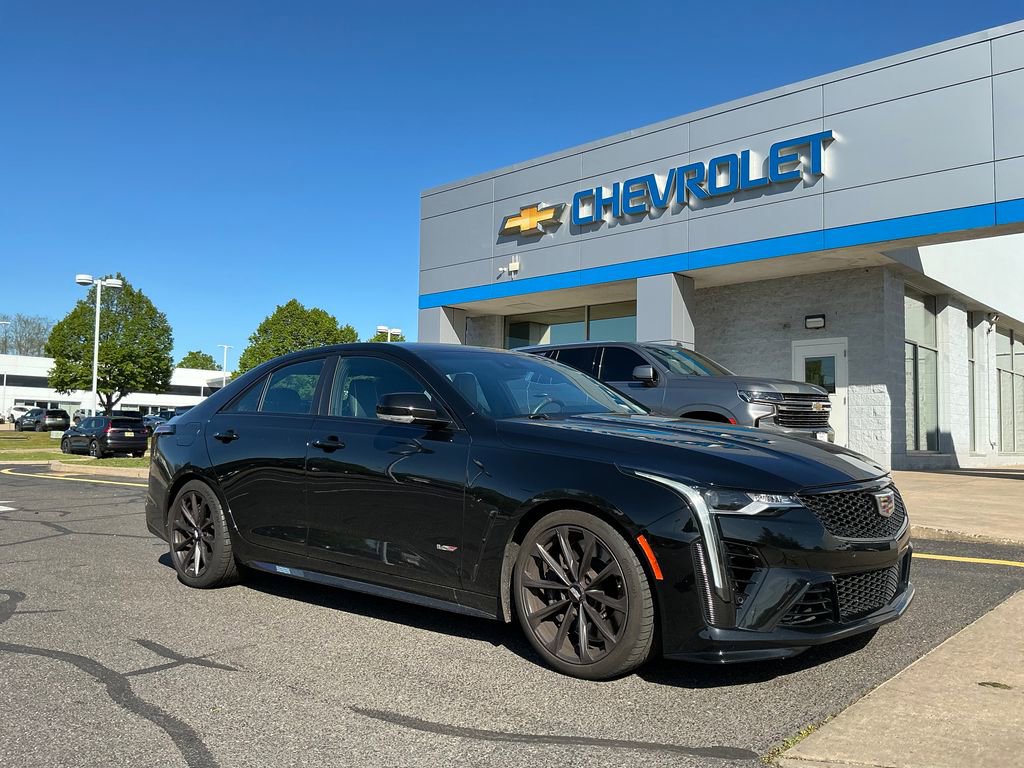 2023 Cadillac CT4 V-Series Blackwing's photo