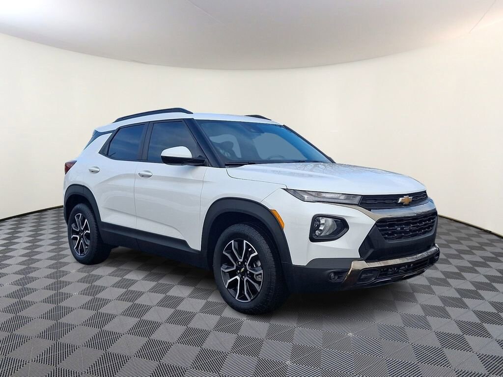 Used 2023 Chevrolet Trailblazer Activ SUV