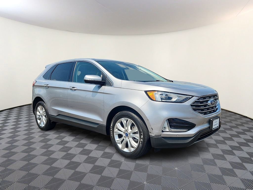 2022 Ford Edge Titanium AWD's photo