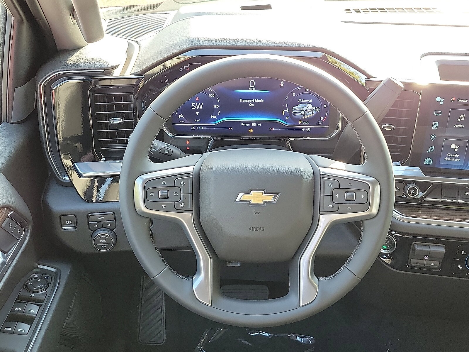 2025 Chevrolet Silverado 1500 LT photo 2