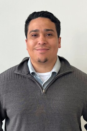 Staff member DYLLON RAMOS from ID_512d690c4778