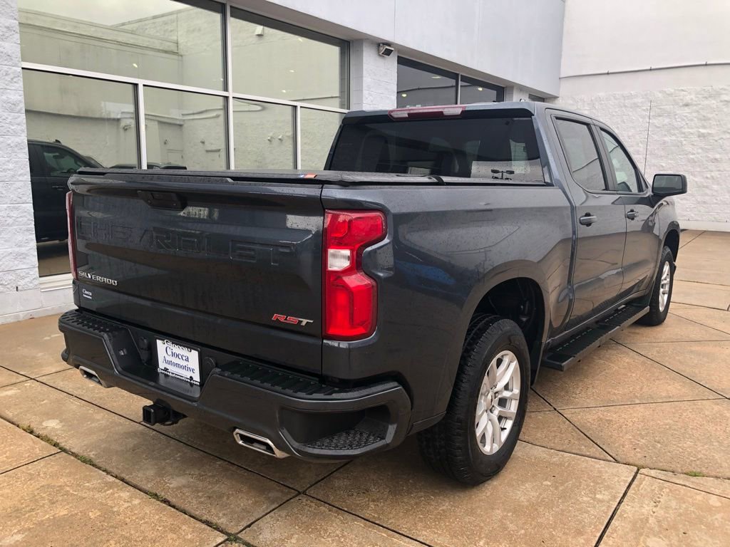 2022 Chevrolet Silverado 1500 RST photo 3