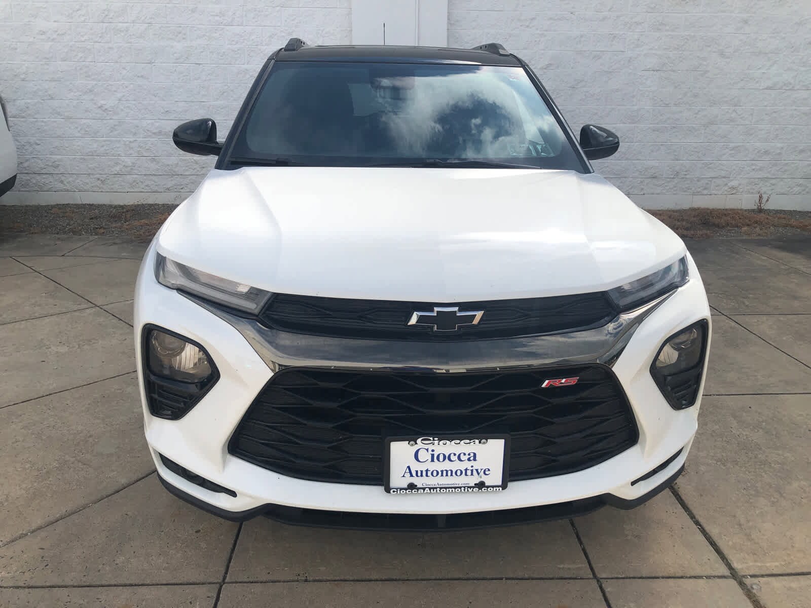 2023 Chevrolet Trailblazer RS photo 2