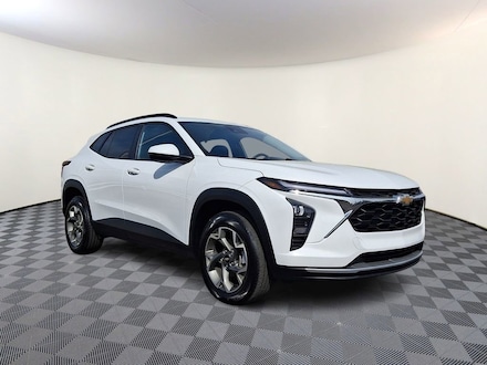 2025 Chevrolet Trax LT SUV