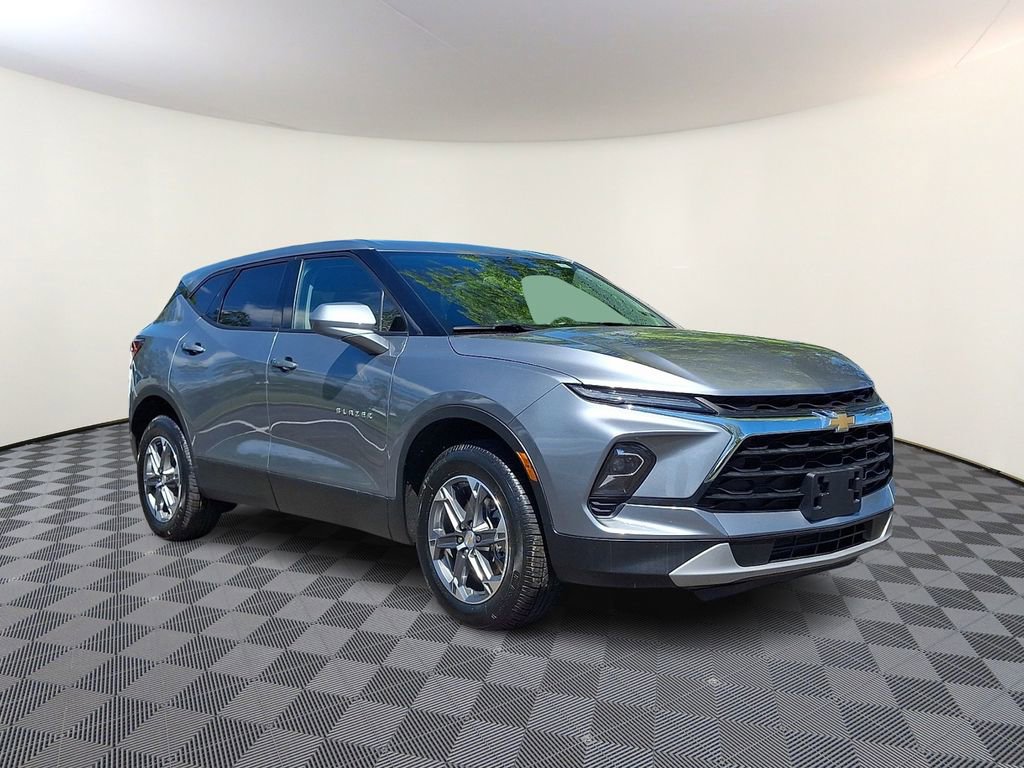 2025 Chevrolet Blazer 2.0T 2LT AWD's photo