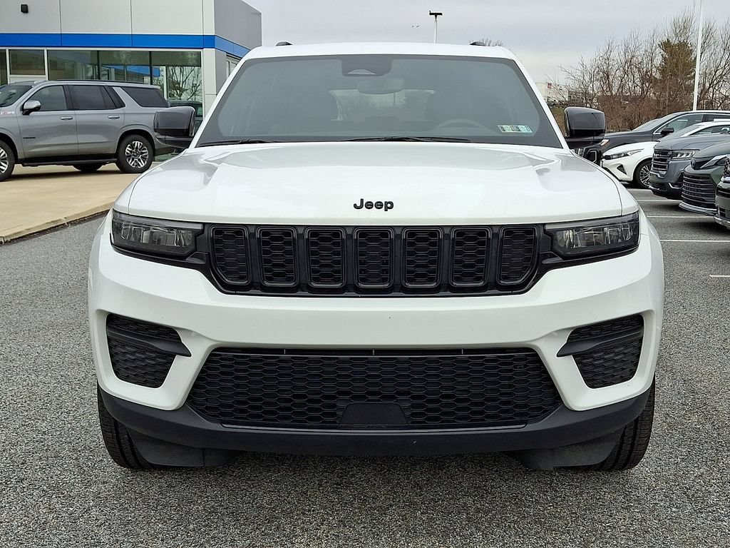 2023 Jeep Grand Cherokee Altitude - Photo 5
