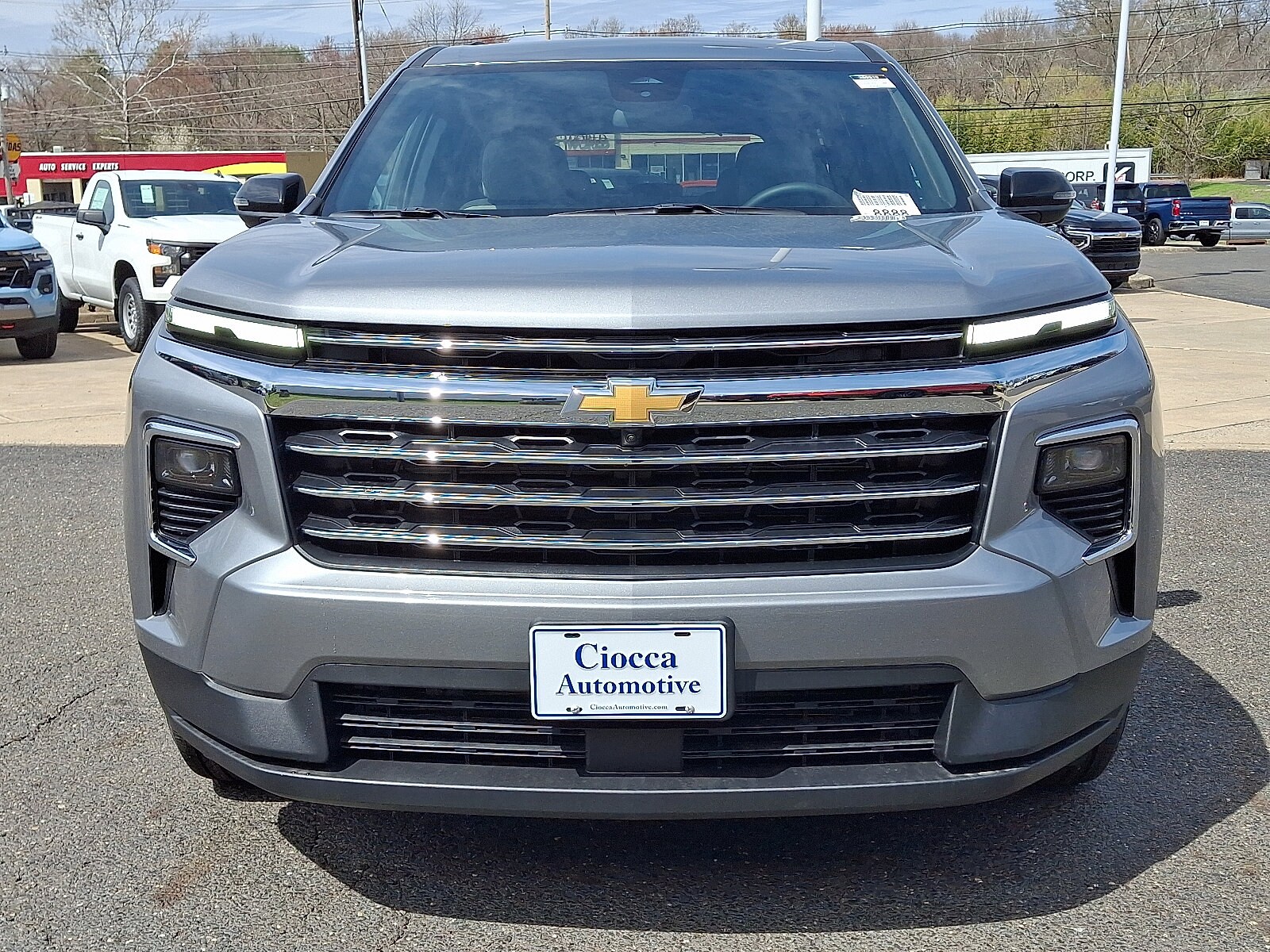2025 Chevrolet Traverse photo 4