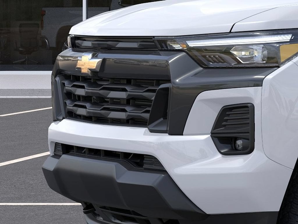 2026 Chevrolet Colorado LT - Photo 13