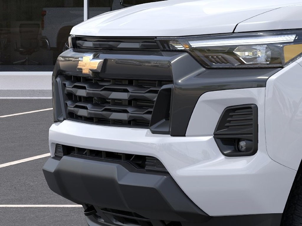 2026 Chevrolet Colorado LT - Photo 13