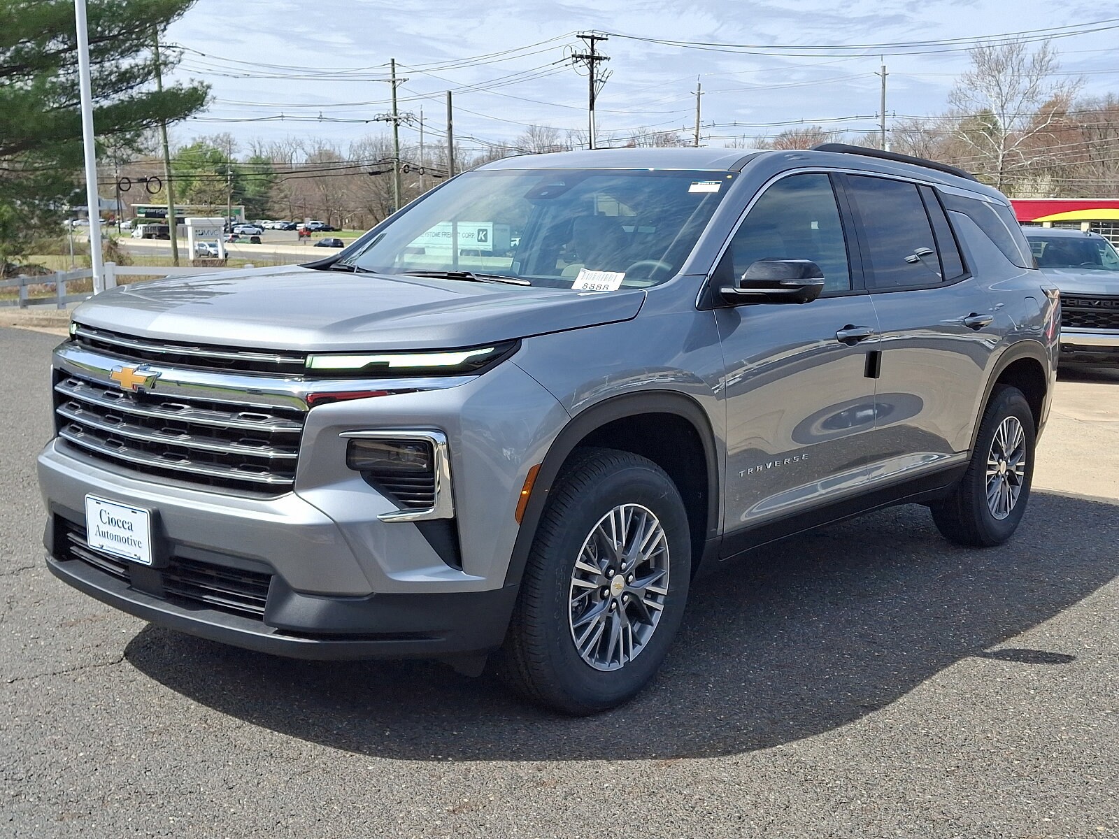 2025 Chevrolet Traverse photo 3