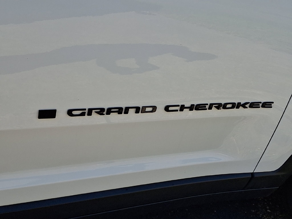 2023 Jeep Grand Cherokee Altitude - Photo 31