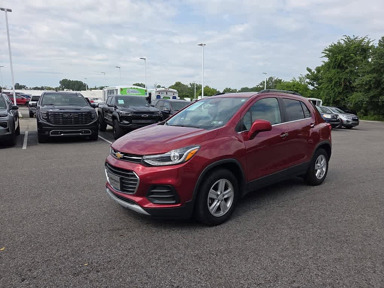 2019 Chevrolet Trax LT photo 3