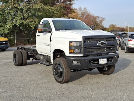 2024 Chevrolet Silverado 5500 HD Work Truck Truck