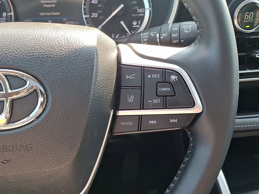2022 Toyota Highlander XLE - Photo 22