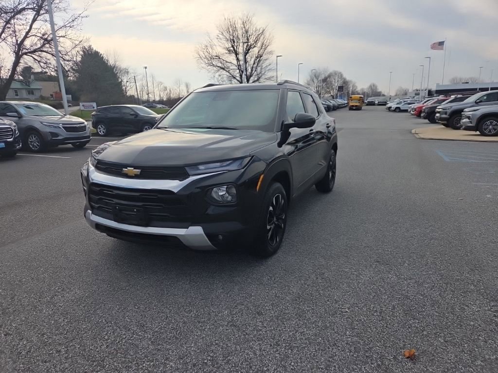 2022 Chevrolet Trailblazer LT photo 3