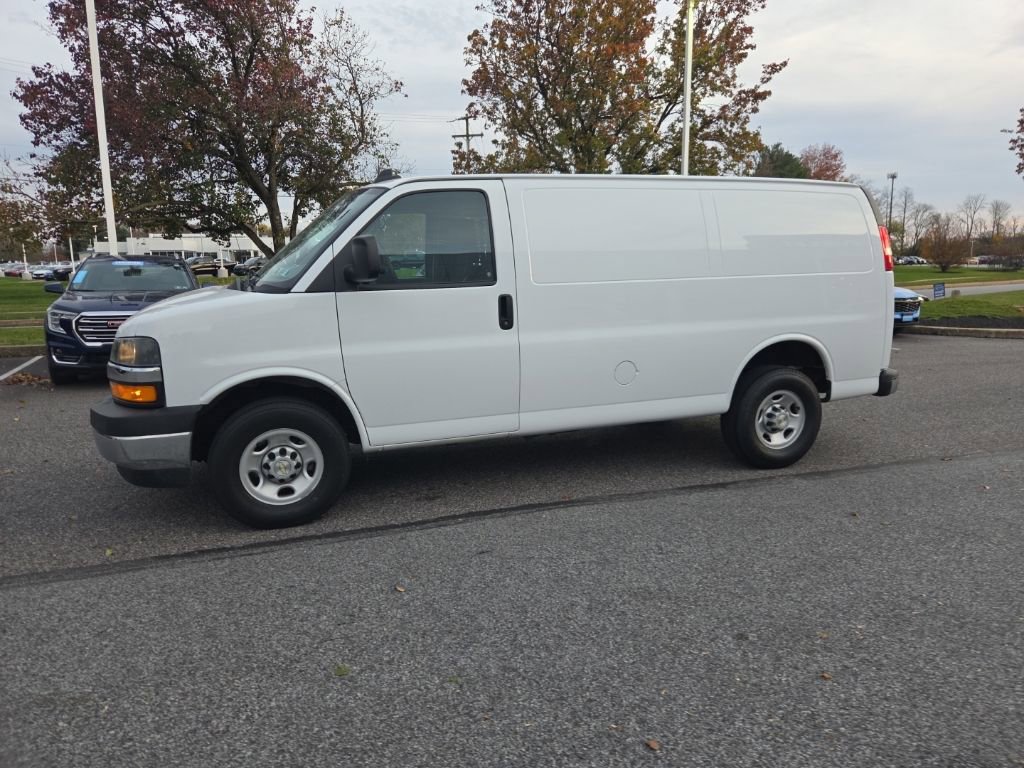 2023 Chevrolet Express 2500 Work Van Cargo photo 4