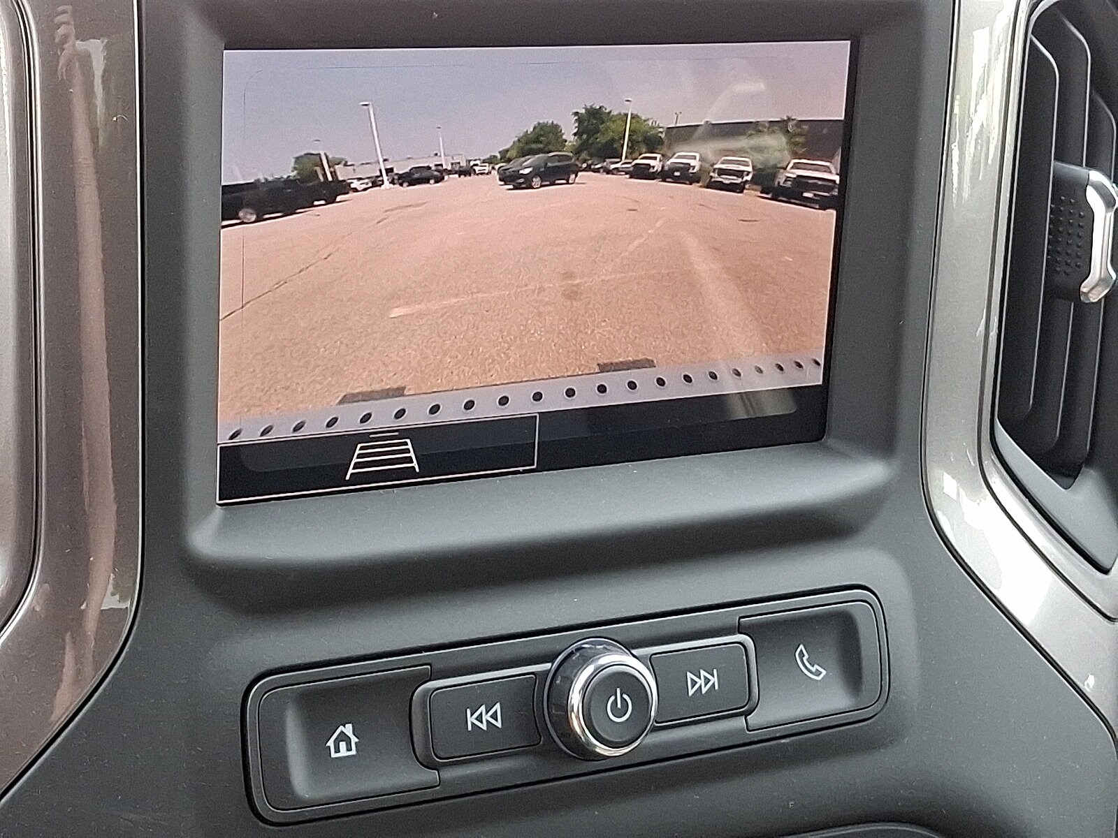 2025 Chevrolet Silverado 3500HD photo 4