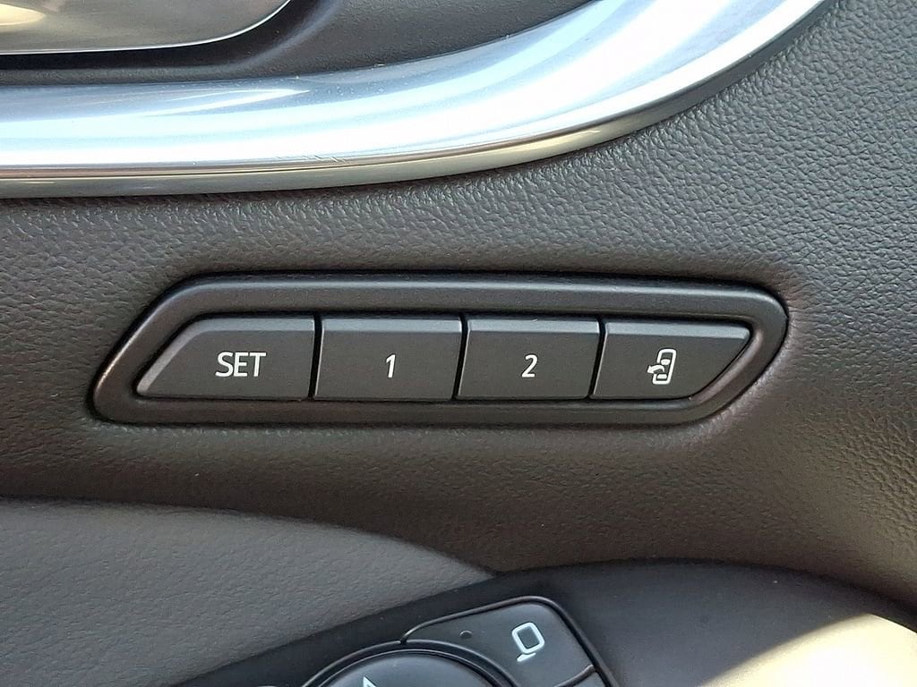 2023 Buick Enclave Premium - Photo 23