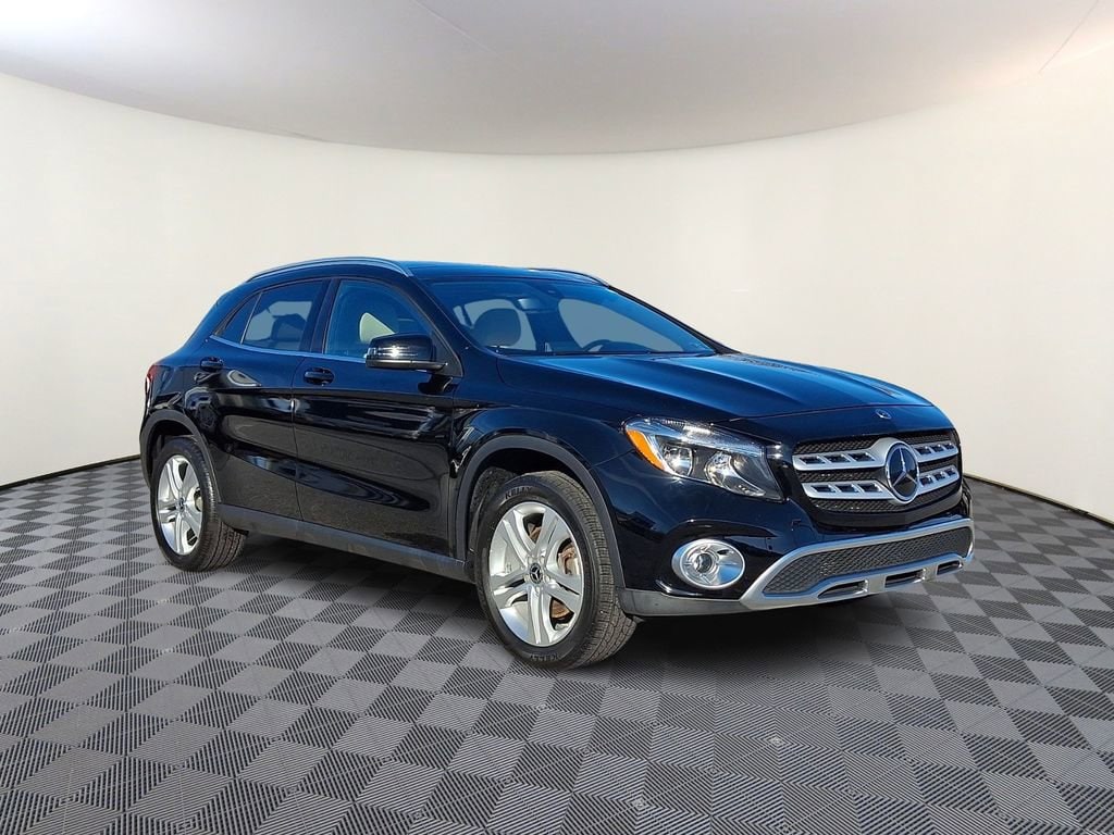 2019 Mercedes-Benz GLA-Class GLA250's photo
