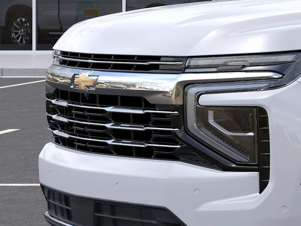 2026 Chevrolet Suburban LT - Photo 13