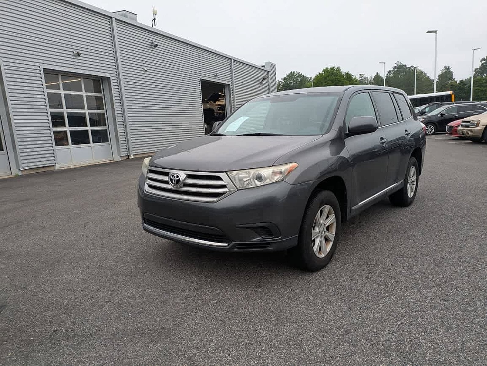 Used 2013 Toyota Highlander Base with VIN 5TDBK3EH1DS220477 for sale in West Chester, PA