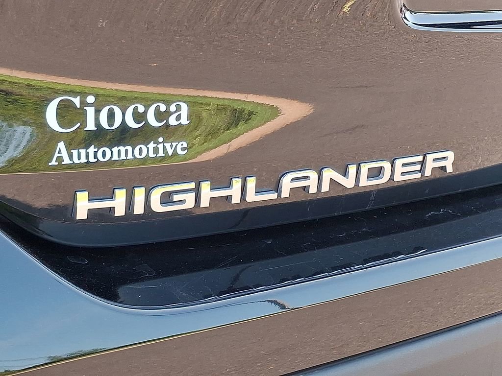 2022 Toyota Highlander XLE - Photo 32