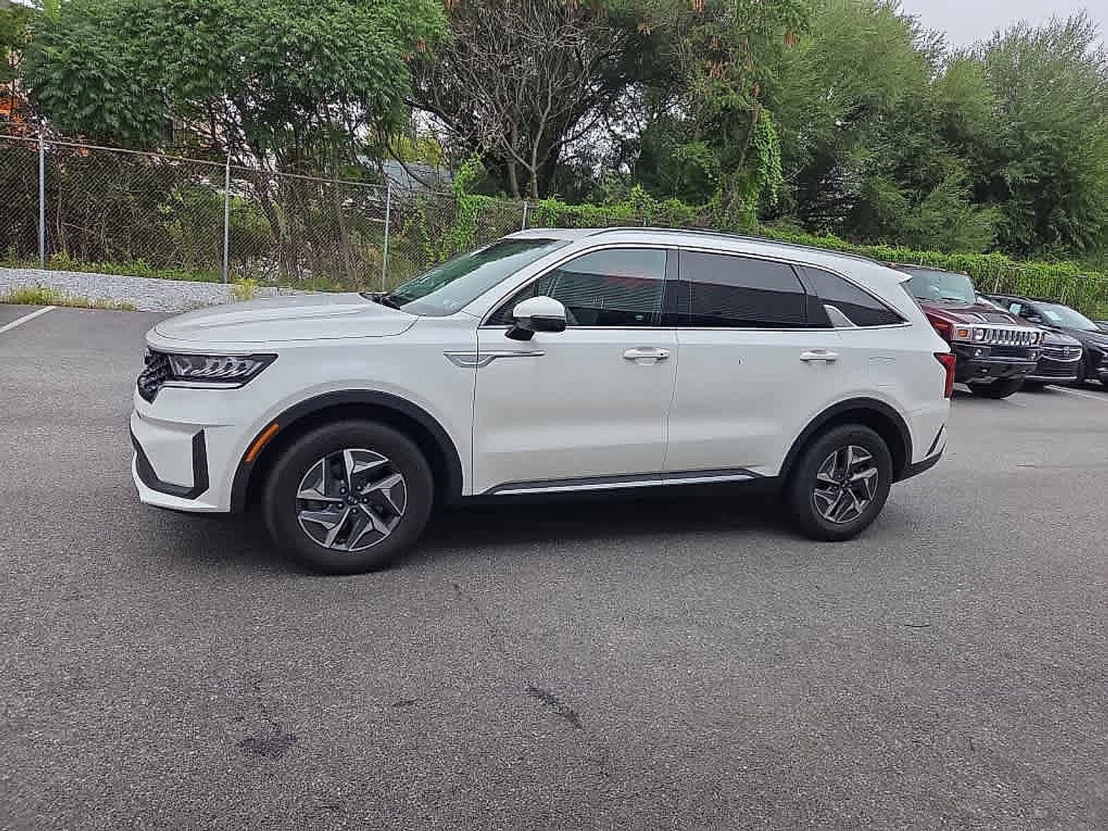 2021 Kia Sorento Hybrid S photo 4