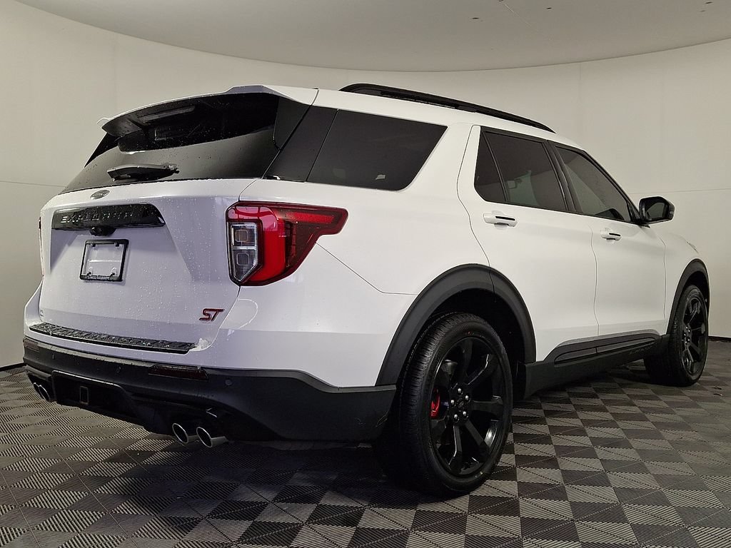 2023 Ford Explorer ST - Photo 9