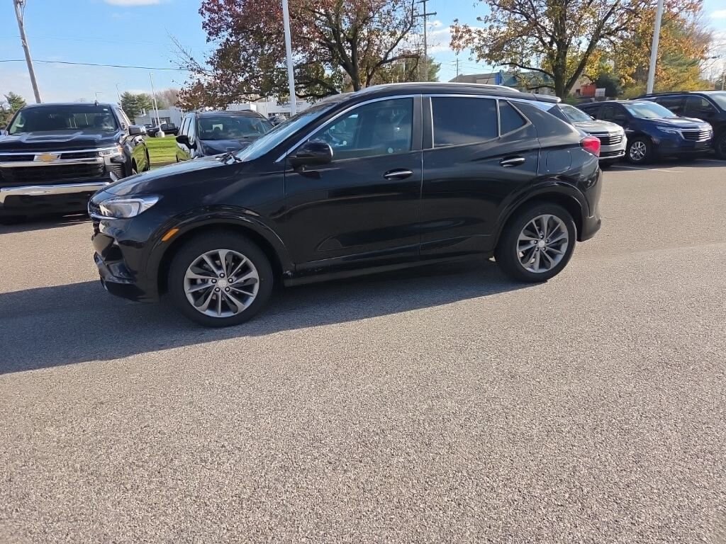 2022 Buick Encore GX Select photo 3