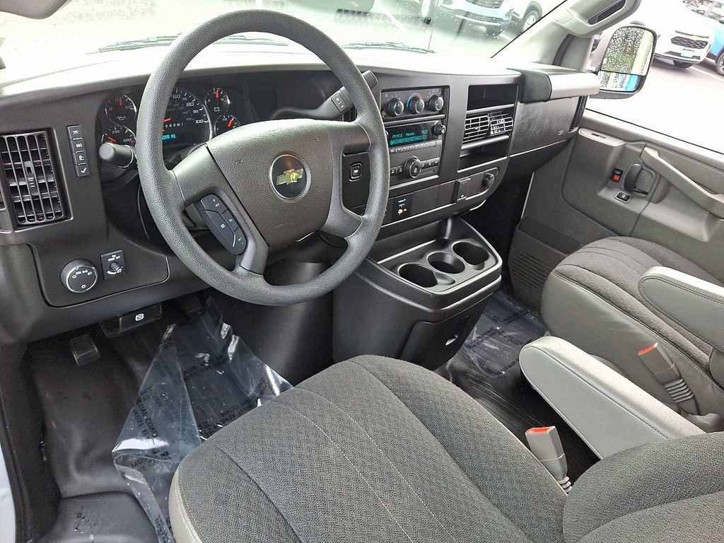2023 Chevrolet Express 2500 Work Van Cargo photo 2
